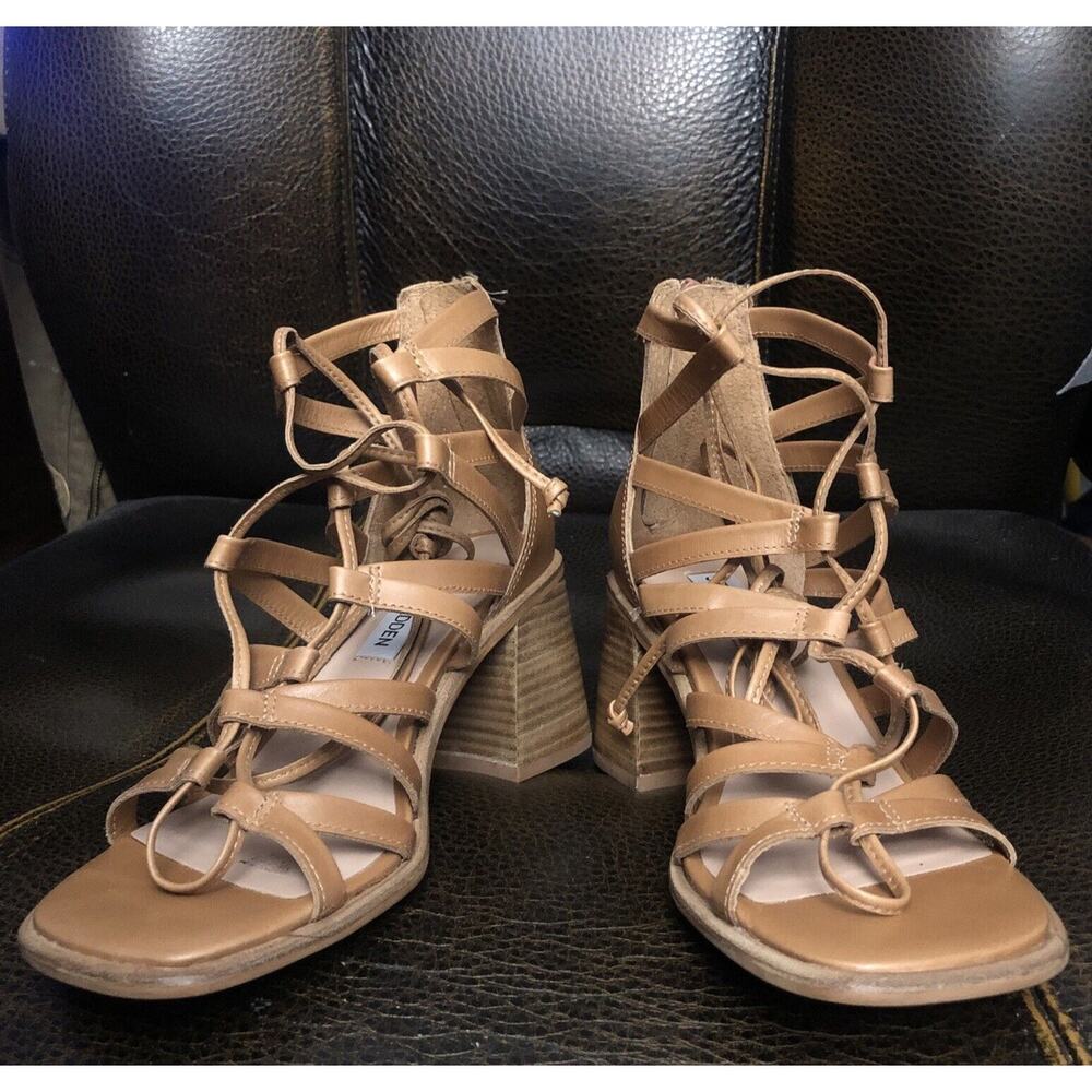 Steve Madden Cherri Taupe Chunky Strappy Lace Up Zip Sandals Size 5 Womens
